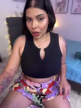 Snapshot of GigiiStone chatting on February 23, 2025, 8:44 pm GigiiStone online show from February 23, 2025, 8:44 pm