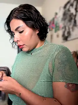 Snapshot of GigiiStone chatting on October 9, 2025, 4:16 pm GigiiStone online show from October 9, 2025, 4:16 pm