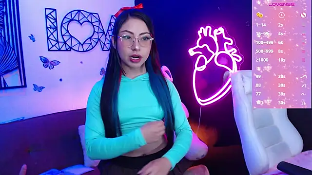 Snapshot of demyanderson_ chatting on December 17, 2024, 9:16 pm demyanderson online show from December 17, 2024, 9:16 pm