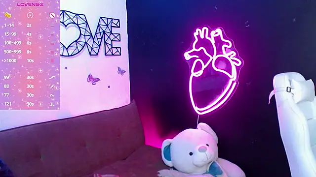 Snapshot of demyanderson_ chatting on January 4, 2025, 11:27 pm demyanderson online show from January 4, 2025, 11:27 pm