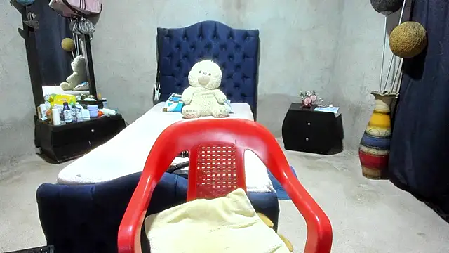 mature  bigboobs   online show from September 20, 2025, 2:29 pm