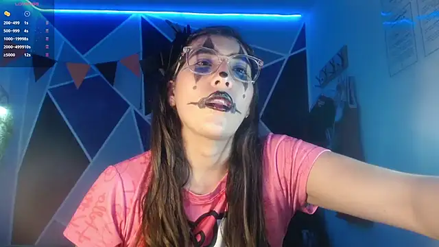 DaMikaela  online show from October 29, 2025, 7:15 pm