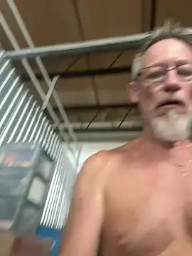 Daddysthick online show from July 7, 2026, 1:37 pm