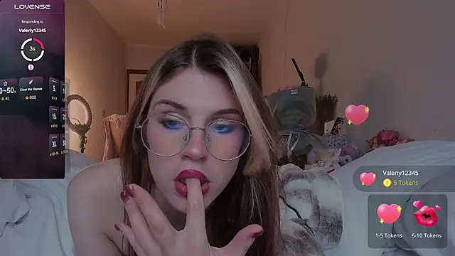  eva  pleasure  online show from February 16, 2026, 7:15 am