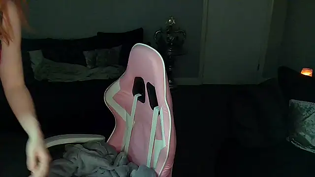 Red firesquirt online show from January 23, 2025, 9:29 pm