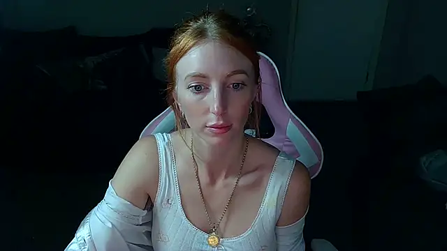 Red firesquirt online show from October 16, 2025, 9:05 pm