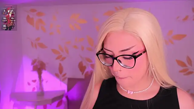 Misselektra   online show from March 6, 2026, 6:10 am