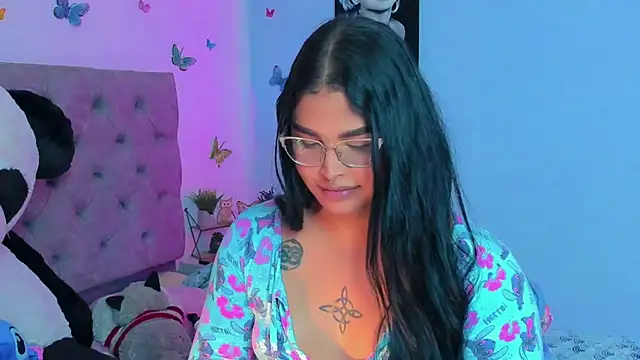 Snapshot of mabellfox chatting on December 13, 2024, 10:13 pm mabellfox online show from December 13, 2024, 10:13 pm