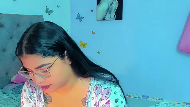 Snapshot of mabellfox chatting on January 6, 2025, 3:08 pm mabellfox online show from January 6, 2025, 3:08 pm