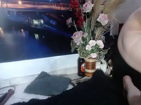 Snapshot of Lucy_mature8 chatting on March 22, 2025, 12:17 am Lucy mature8 online show from March 22, 2025, 12:17 am