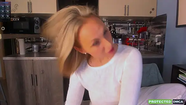 Snapshot of Afanasia chatting on October 7, 2025, 6:21 am Afanasia online show from October 7, 2025, 6:21 am