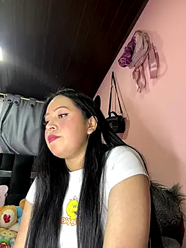 Noa Sakura  online show from December 13, 2025, 11:32 pm