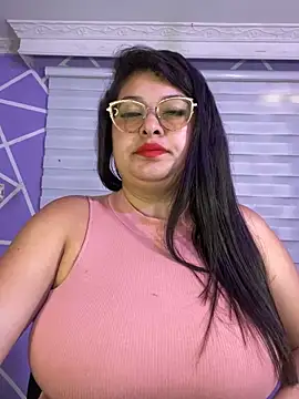 MiiaaJoness online show from February 3, 2026, 6:57 pm