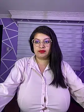 MiiaaJoness online show from May 13, 2026, 9:00 pm