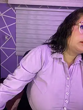 MiiaaJoness online show from June 24, 2026, 5:06 am
