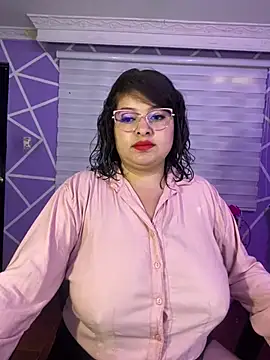 MiiaaJoness online show from June 30, 2026, 3:24 pm