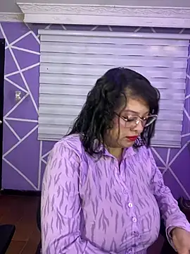 MiiaaJoness online show from July 28, 2026, 3:21 pm