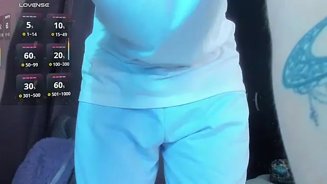 Snapshot of JacoLive chatting on November 20, 2025, 7:35 pm JacoLive online show from November 20, 2025, 7:35 pm