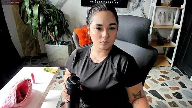 CelesteBrucee online show from February 6, 2026, 8:34 pm