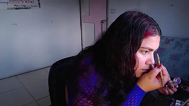 girl milk2 online show from November 3, 2025, 3:35 pm