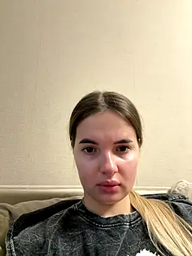 Donna Evans online show from October 29, 2025, 2:25 am