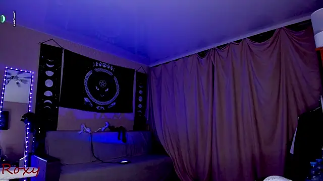 wet dream  online show from February 22, 2025, 7:03 pm