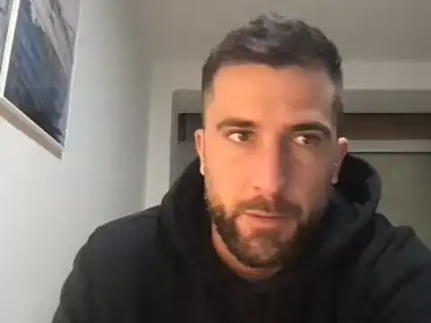 Snapshot of alex877x chatting on December 18, 2024, 2:06 pm alex877x online show from December 18, 2024, 2:06 pm