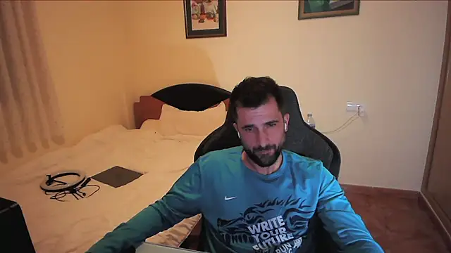 Snapshot of alex877x chatting on March 20, 2025, 11:34 pm alex877x online show from March 20, 2025, 11:34 pm