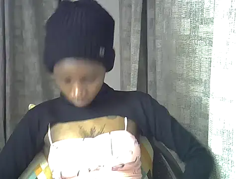 Enkarxx online show from October 8, 2025, 6:38 pm