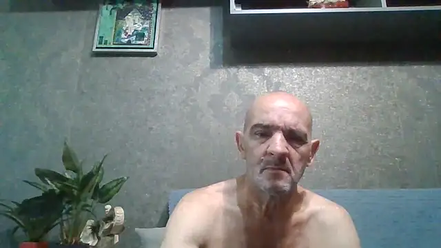Snapshot of skorpibg65 chatting on July 18, 2026, 1:04 pm skorpibg65 online show from July 18, 2026, 1:04 pm