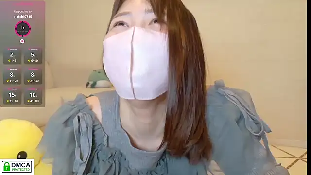 SUZU  online show from November 1, 2025, 12:07 pm