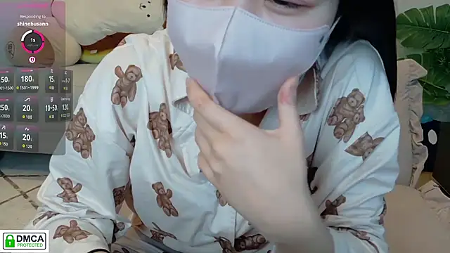 SUZU  online show from March 7, 2026, 10:18 pm