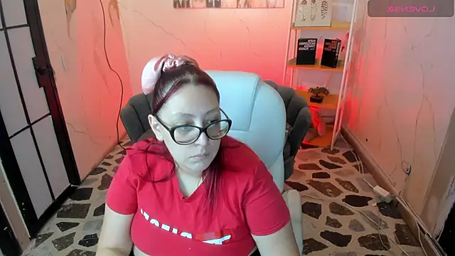 Snapshot of NiickyJones chatting on September 16, 2025, 5:58 pm NiickyJones online show from September 16, 2025, 5:58 pm