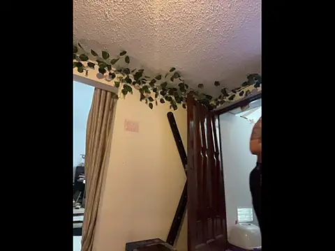 azahar  ziiz online show from January 9, 2026, 5:26 pm