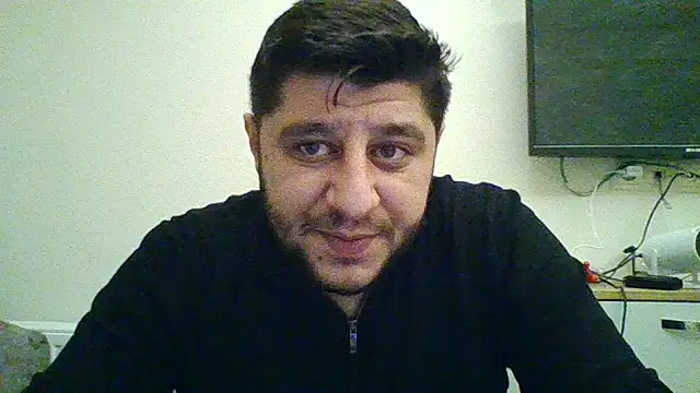 erkekkkadam online show from February 13, 2026, 3:19 pm