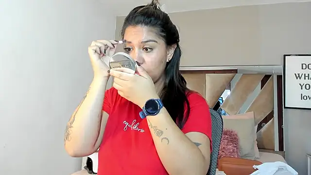 Snapshot of sharlott18 chatting on January 12, 2025, 12:12 pm sharlott18 online show from January 12, 2025, 12:12 pm