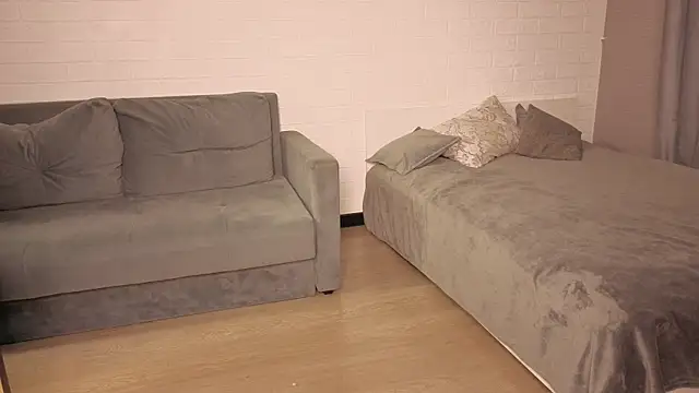 Snapshot of Ashley-Urban chatting on November 10, 2025, 5:01 pm Ashley-Urban online show from November 10, 2025, 5:01 pm