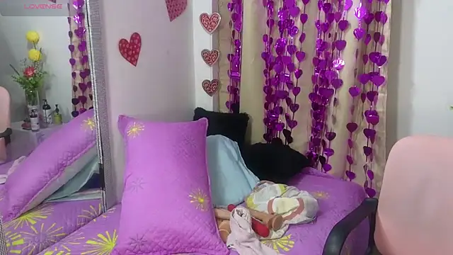 Snapshot of lovely_trix chatting on March 7, 2025, 4:55 pm lovely trix online show from March 7, 2025, 4:55 pm