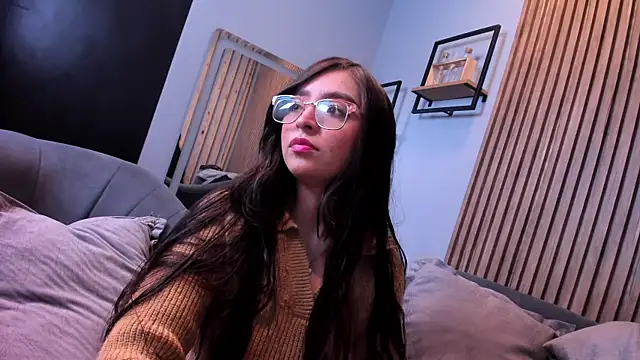 Snapshot of Eva_Macalliter chatting on September 19, 2025, 10:16 am Eva Macalliter online show from September 19, 2025, 10:16 am