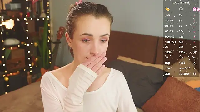 bananya kitty online show from April 16, 2026, 12:39 pm