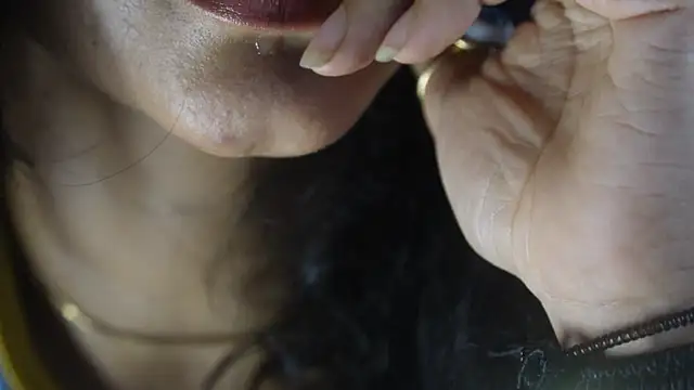 Snapshot of -AyeshaSinghania- chatting on September 29, 2025, 5:07 pm -AyeshaSinghania- online show from September 29, 2025, 5:07 pm