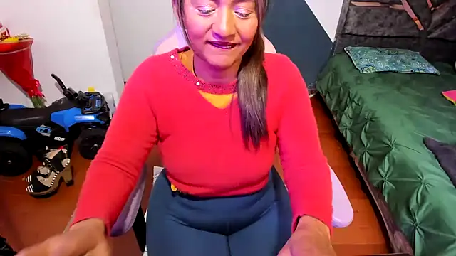 daleska ayala 1 online show from September 29, 2025, 7:19 pm