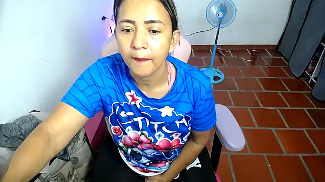 daleska ayala 1 online show from April 14, 2026, 12:49 am