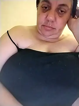 Snapshot of BustyBabyOfficial chatting on November 5, 2025, 4:07 pm BustyBabyOfficial online show from November 5, 2025, 4:07 pm