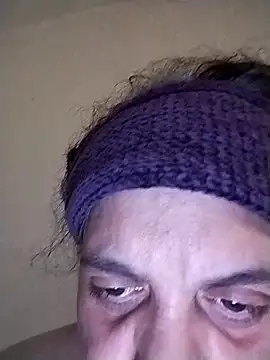 Snapshot of BustyBabyOfficial chatting on November 7, 2025, 3:01 pm BustyBabyOfficial online show from November 7, 2025, 3:01 pm