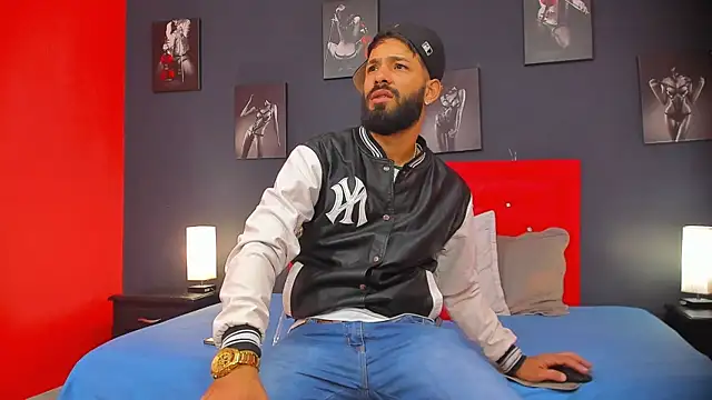 Snapshot of Thiagogomez chatting on December 11, 2024, 12:12 pm Thiagogomez online show from December 11, 2024, 12:12 pm