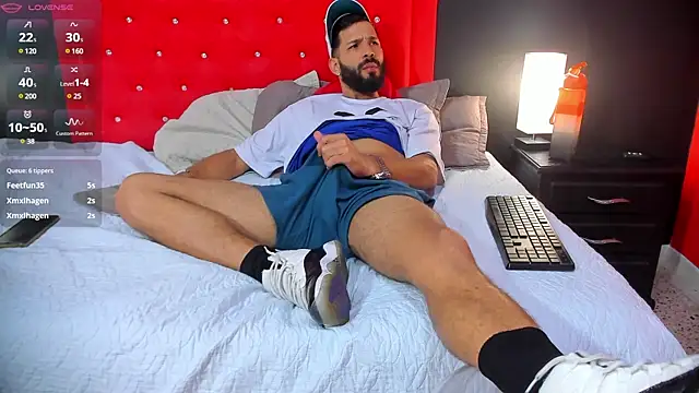 Snapshot of Thiagogomez chatting on January 4, 2025, 3:49 pm Thiagogomez online show from January 4, 2025, 3:49 pm