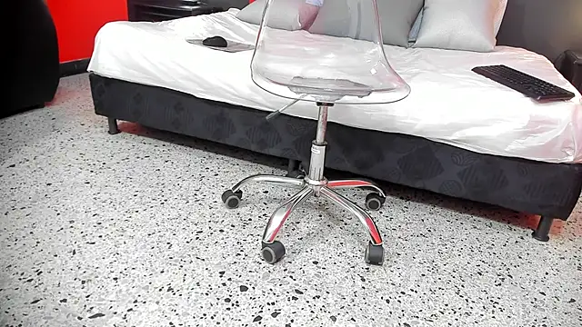 Snapshot of Thiagogomez chatting on February 22, 2025, 12:29 pm Thiagogomez online show from February 22, 2025, 12:29 pm