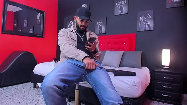 Snapshot of Thiagogomez chatting on November 6, 2025, 12:39 pm Thiagogomez online show from November 6, 2025, 12:39 pm