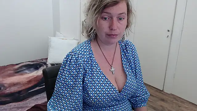 Snapshot of cumfun chatting on February 17, 2026, 9:28 am cumfun online show from February 17, 2026, 9:28 am